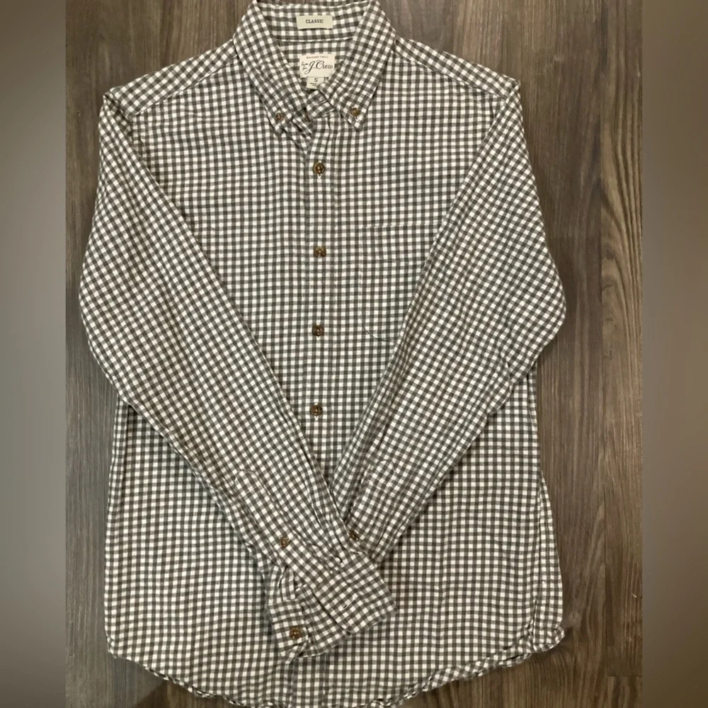 J. Crew Classic Brushed Twill Men’s Small Button Down